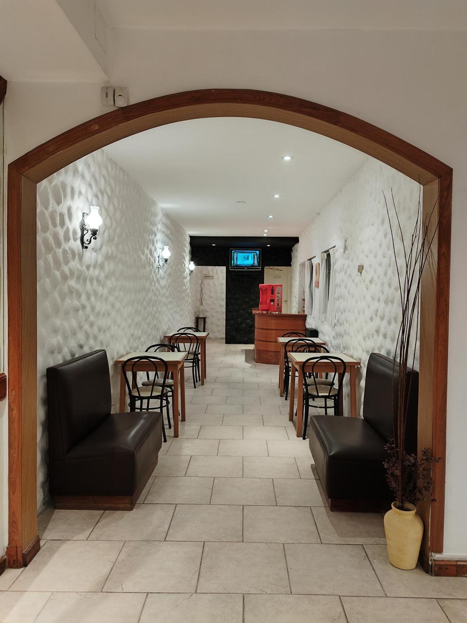 Corales Hotel 2*